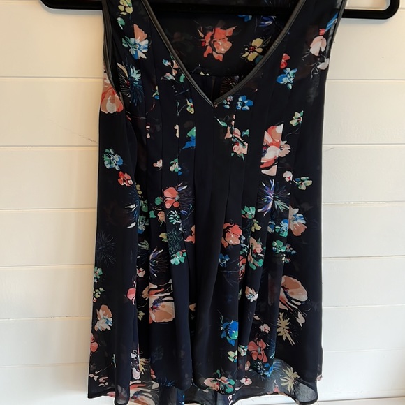 Dex Floral tank top - Picture 3 of 7